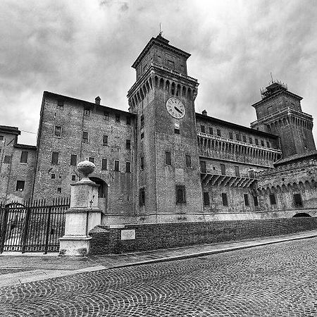Ripa Grande Apartment Ferrara Bagian luar foto